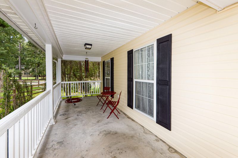205 Saddle Ln, Summerville, SC 29483