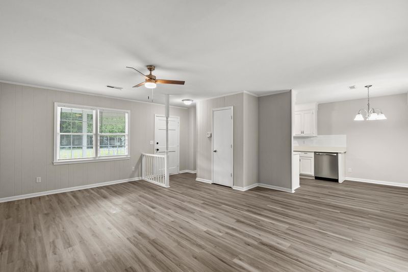 1016 Miles Jamison Rd, Summerville, SC 29485