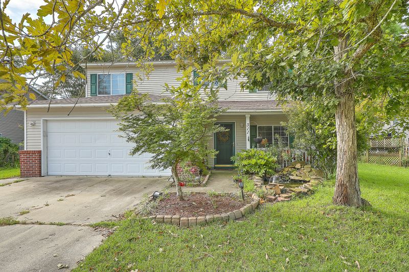 311 Catawba Dr, Summerville, SC 29483
