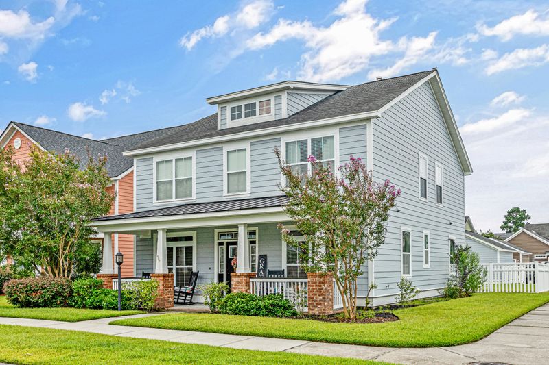 219 Amaryllis Ave, Summerville, SC 29483
