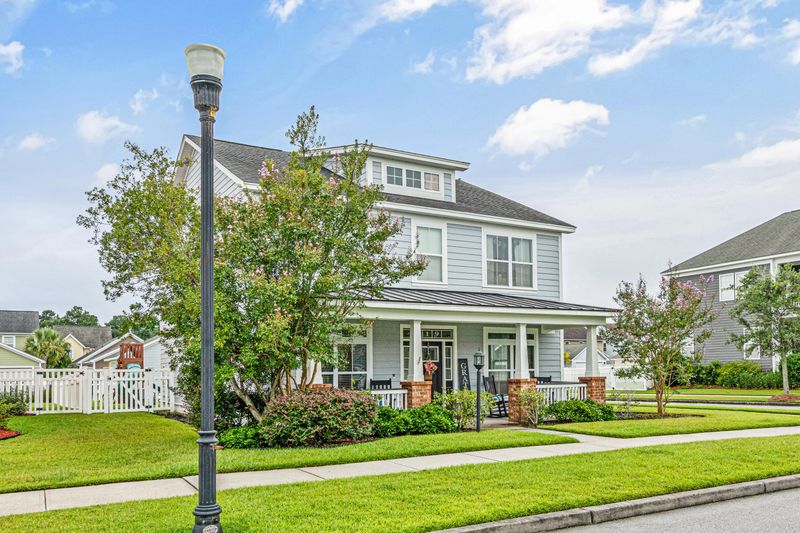 219 Amaryllis Ave, Summerville, SC 29483