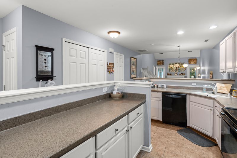 8725 Grassy Oak Trl, North Charleston, SC 29420