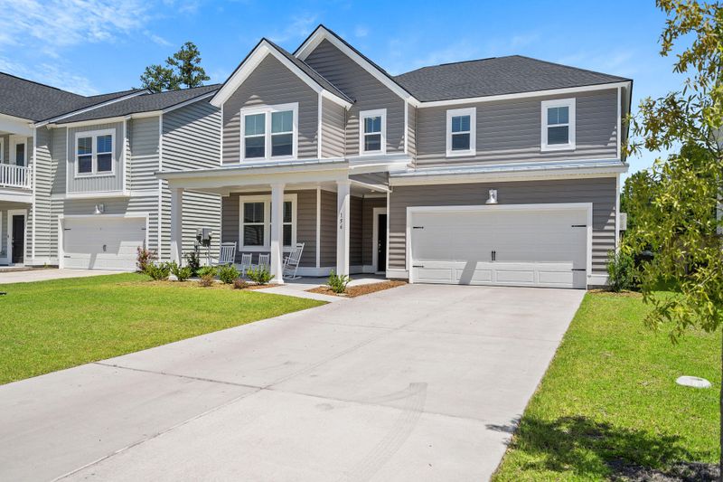 156 Haverhill St, Summerville, SC 29486