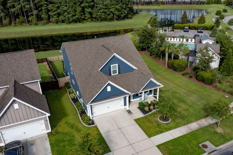 341 Whispering Breeze Ln, Summerville, SC 29486