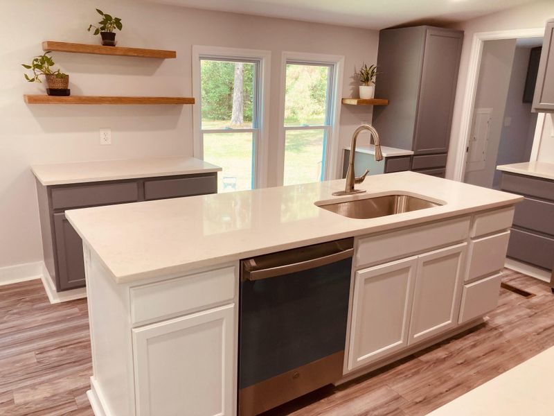 117 Cross Creek Rd, Reevesville, SC 29471