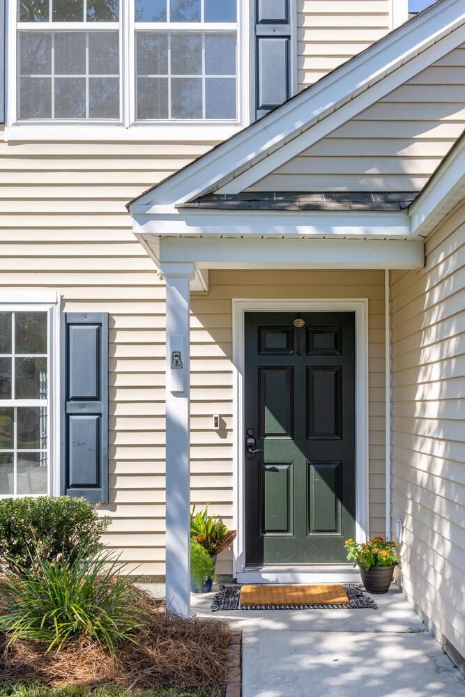 1211 Shadow Mist Ln, Charleston, SC 29492