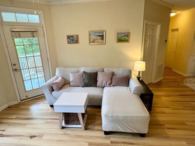 45 Sycamore Ave #924, Charleston, SC 29407