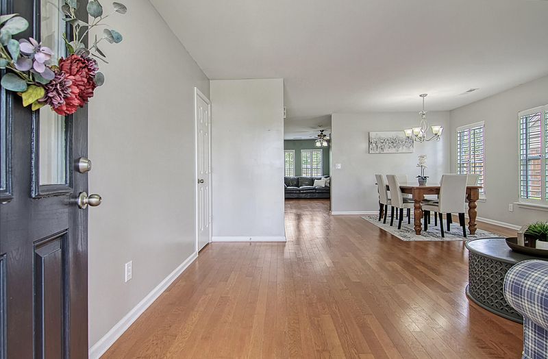5028 Wilverine Dr, Summerville, SC 29485