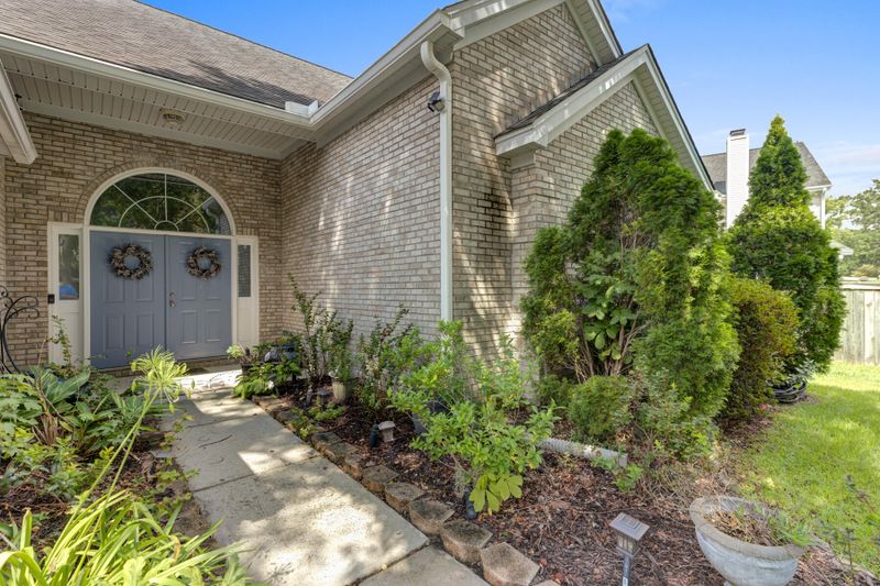 8504 Kennestone Ln, North Charleston, SC 29420