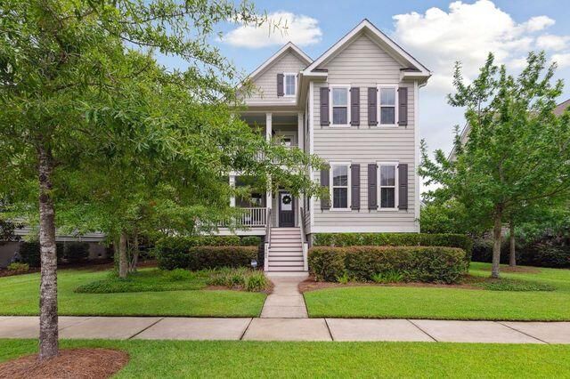 1462 Wando Landing St, Daniel Island, SC 29492