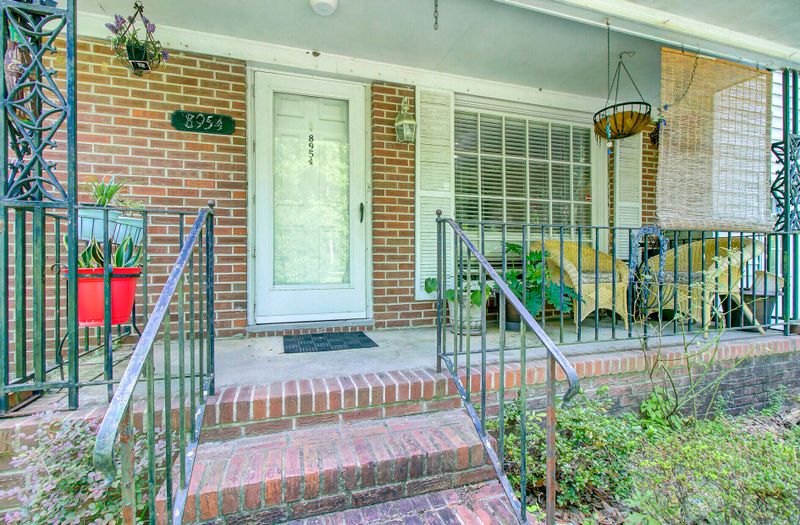 8954 Salamander Rd, North Charleston, SC 29406