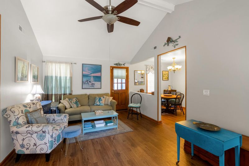 521 Bayshore Blvd, Goose Creek, SC 29445