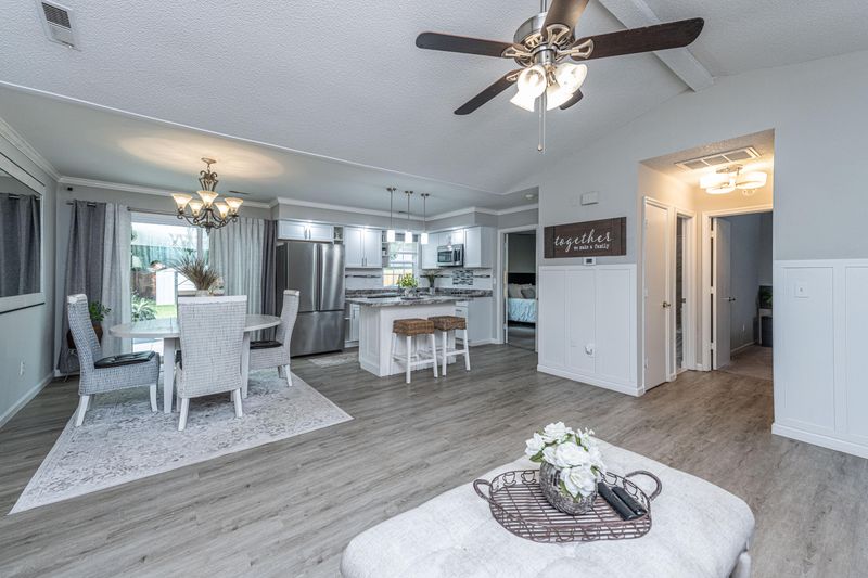 112 Coronet St, Knightsville, SC 29483
