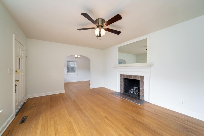 3 Brennon St, Charleston, SC 29407