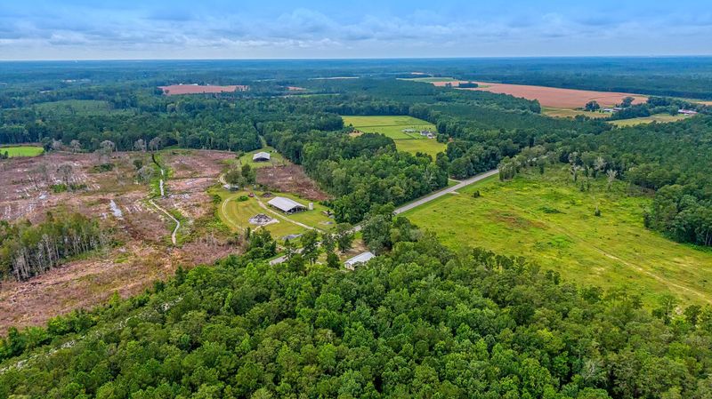4040 State Rd, Ridgeville, SC 29472