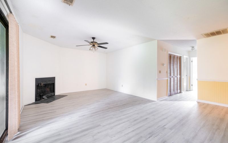 1205 Green Castle Dr, Goose Creek, SC 29445