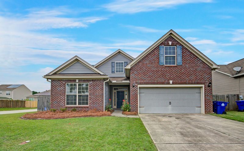 7698 Kinston St, North Charleston, SC 29418