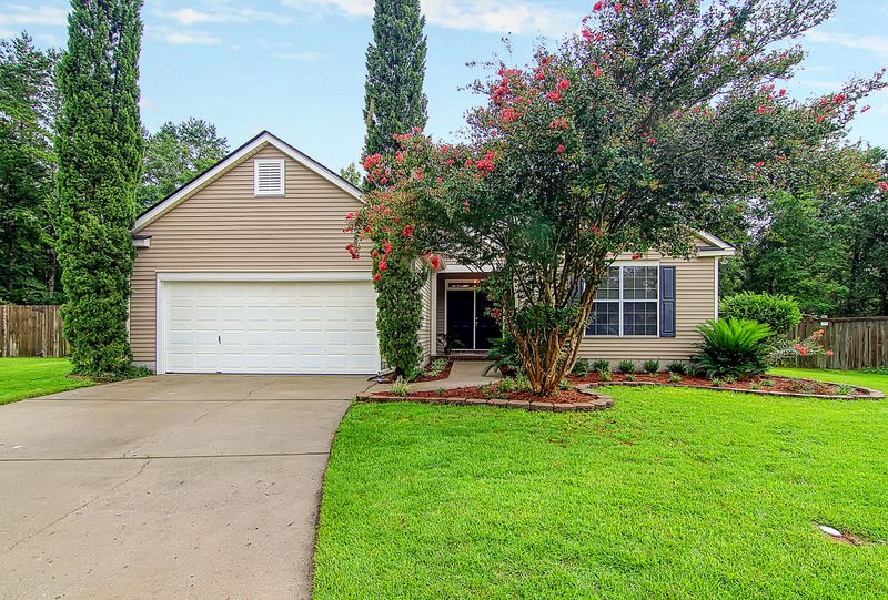 5407 Wild Fern Ct, North Charleston, SC 29420