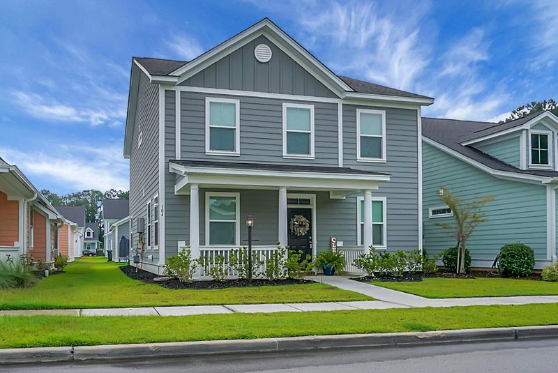 104 Angelica Ave, Summerville, SC 29483