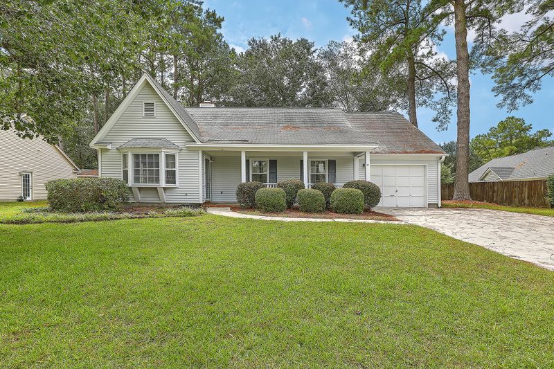 106 St Awdry St, Summerville, SC 29485