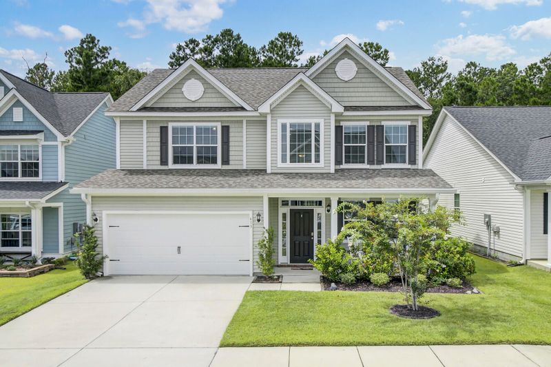 613 Pendleton Dr, Moncks Corner, SC 29461
