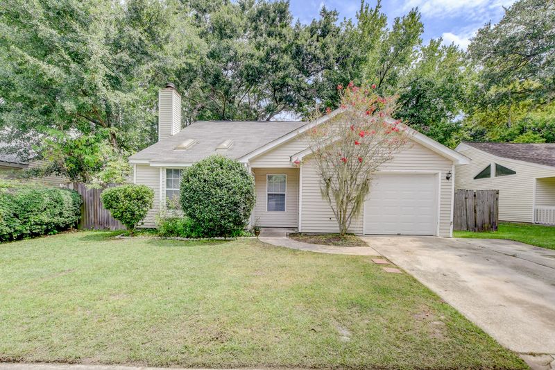 1716 Orange Grove Shores Dr, Charleston, SC 29407