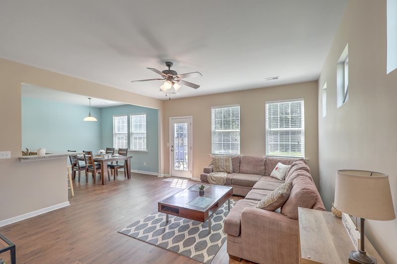 157 Guinness Ln, Moncks Corner, SC 29461