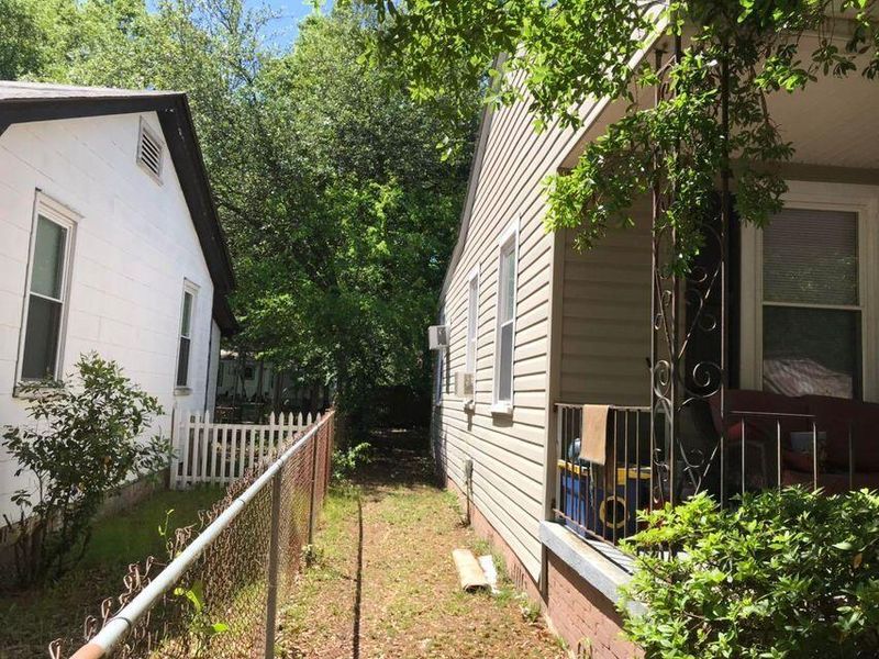 2326 Sorentrue Ave, North Charleston, SC 29405