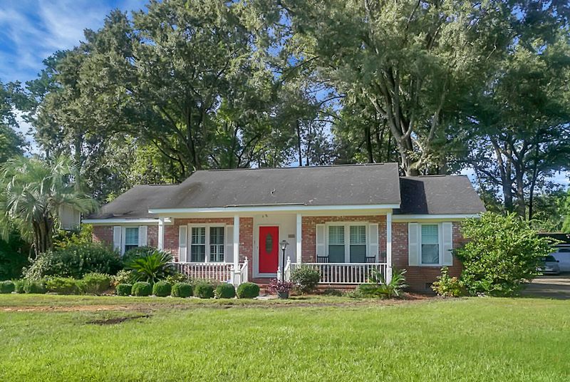 114 Dunbury Dr, Summerville, SC 29485