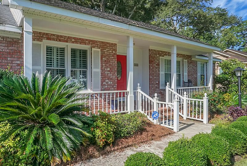 114 Dunbury Dr, Summerville, SC 29485