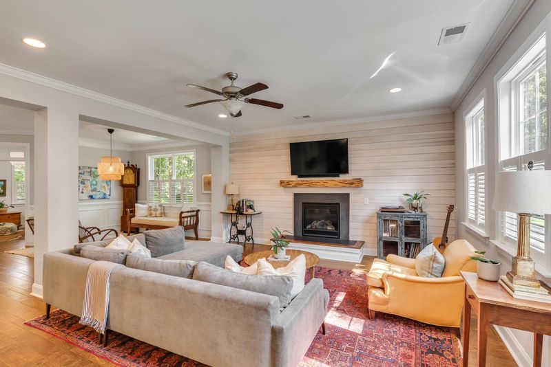 3063 Olivia Marie Ln, Johns Island, SC 29455