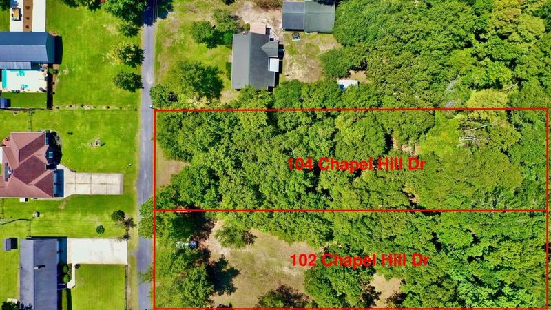 102 Chapel Hill Dr, Bonneau, SC 29431