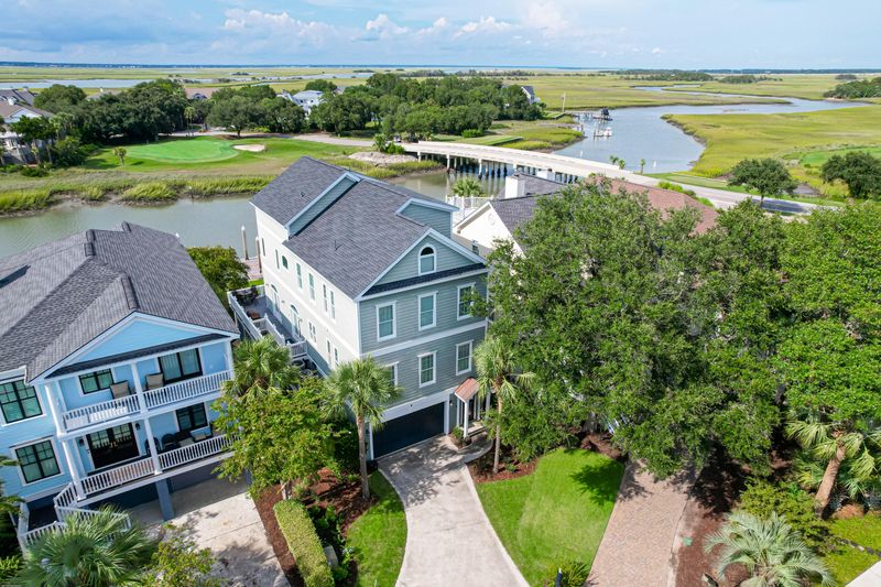 19 Morgan Pl Dr, Isle Of Palms, SC 29451