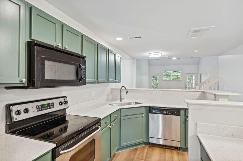 126 Darcy Ave, Goose Creek, SC 29445