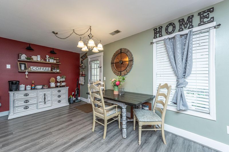 123 Antebellum Way, Summerville, SC 29483