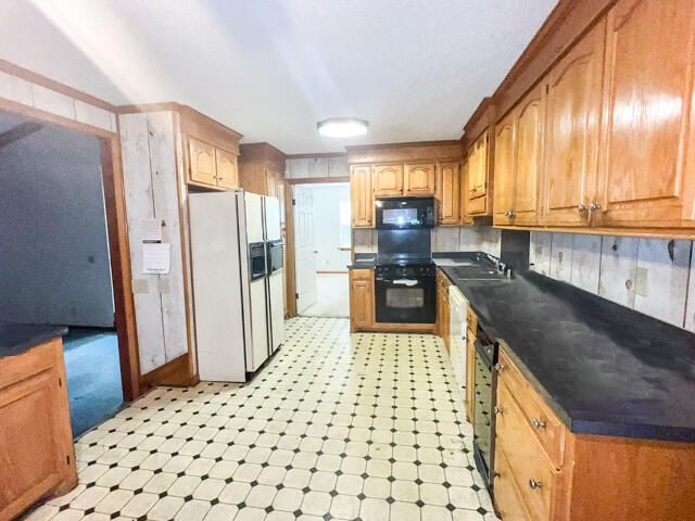 821 Tee Ave, Pineville, SC 29468