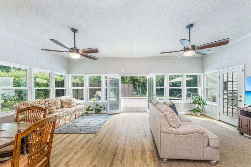 1501 Kentwood Cir, Charleston, SC 29412