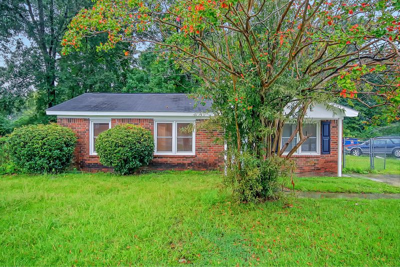 101 Dorchester Manor Blvd, North Charleston, SC 29420