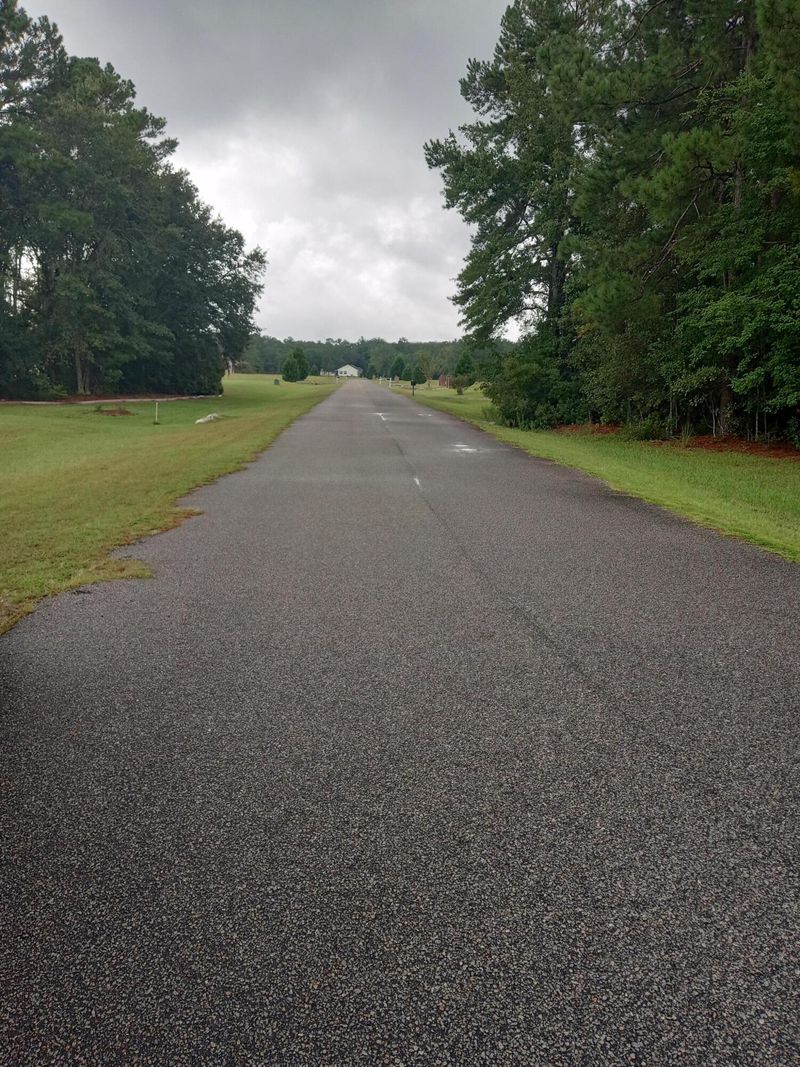 523 Sugar Loaf Rd, Cross, SC 29436