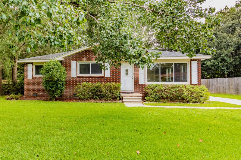 2601 Ridgewood Ave, Charleston, SC 29414