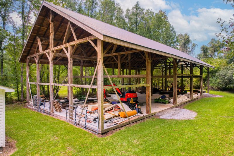 5013 Highway 165, Hollywood, SC 29449