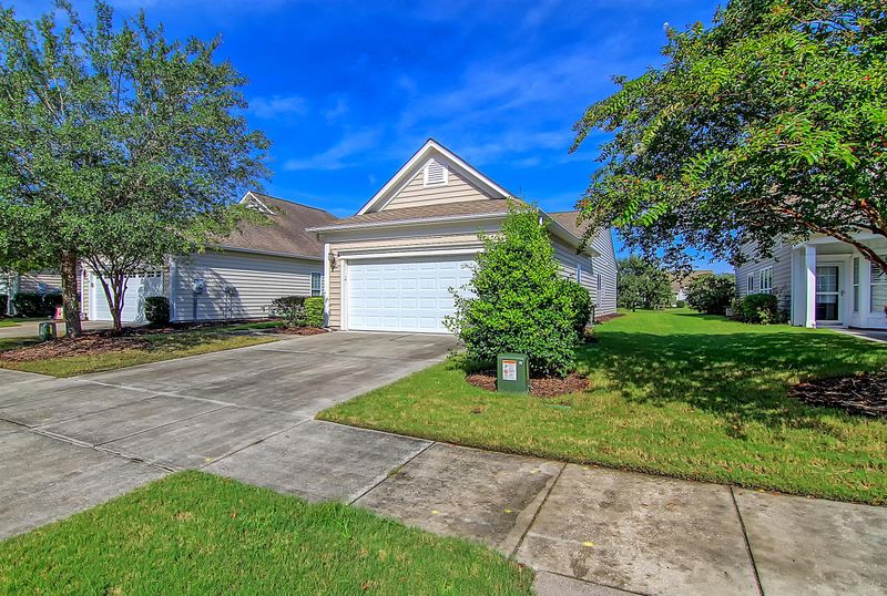 114 Sea Lavender Ln, Summerville, SC 29486