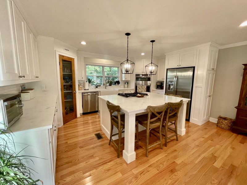 706 Sears St, Saint George, SC 29477