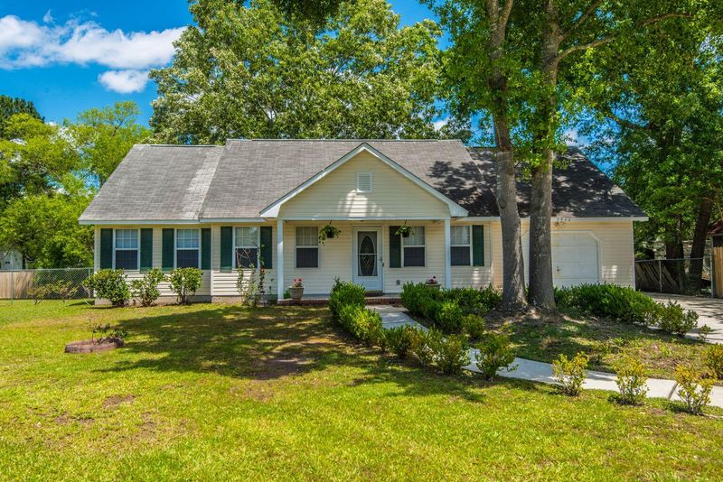 7946 Red Birch Cir, North Charleston, SC 29418