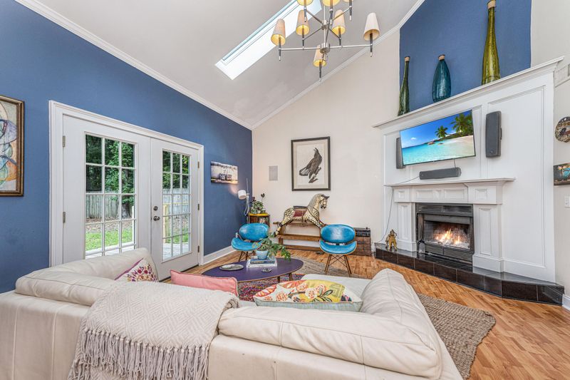 1409 Oaklanding Rd, Mount Pleasant, SC 29464