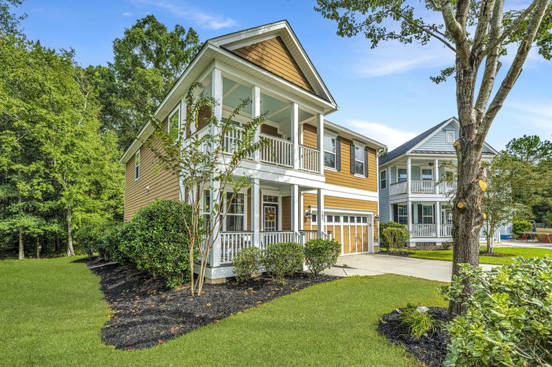 105 Bo Barry Ln, Summerville, SC 29483