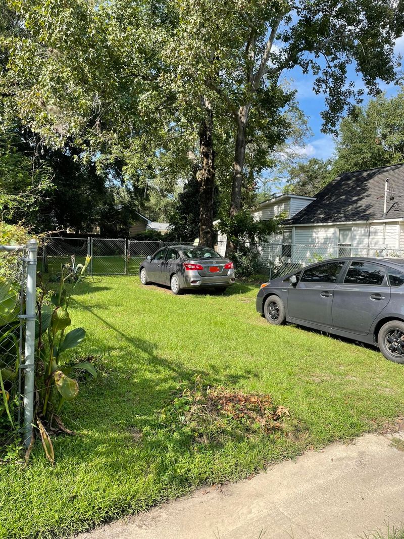 1136 Bexley St, North Charleston, SC 29405
