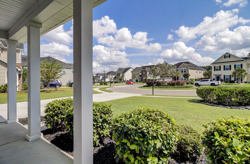 186 Berwick Dr, Summerville, SC 29483