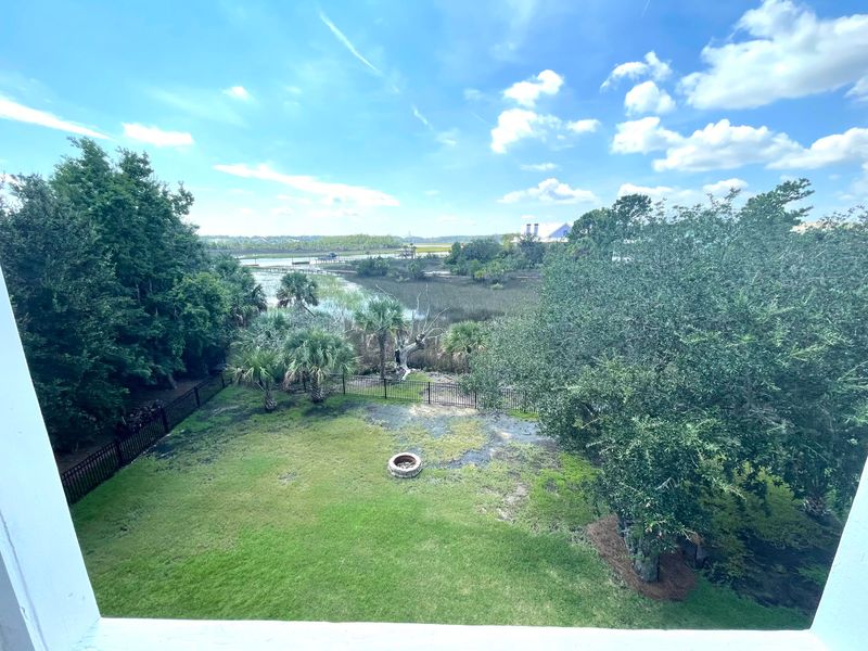 1531 Creek Side Way, Charleston, SC 29492