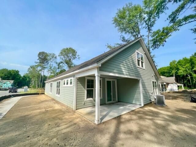 2819 Dearmin Dr, Mount Pleasant, SC 29466